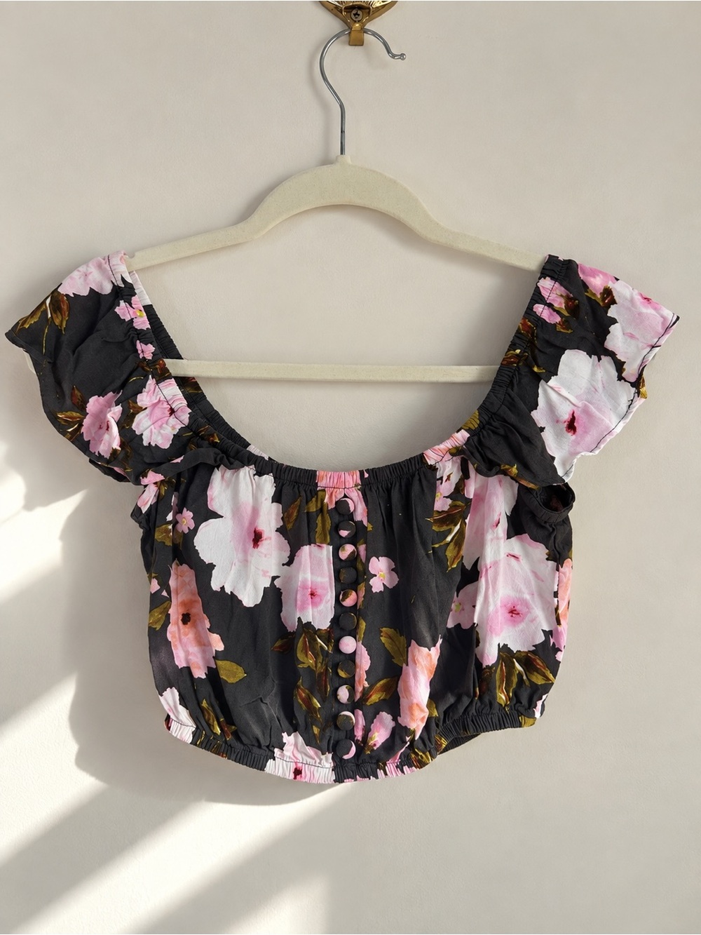 Flynn Skye Floral Button Crop Top